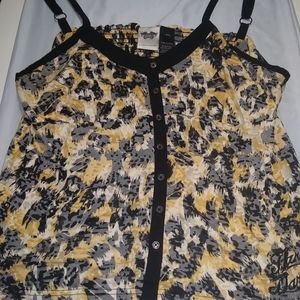 Wqomen's Harley Davidson top